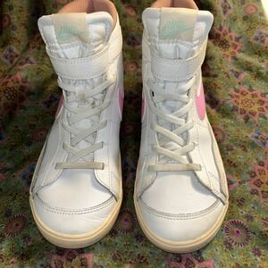 Nike Bubblegum Pink Swoosh White Leather Size Y 7 Slip On